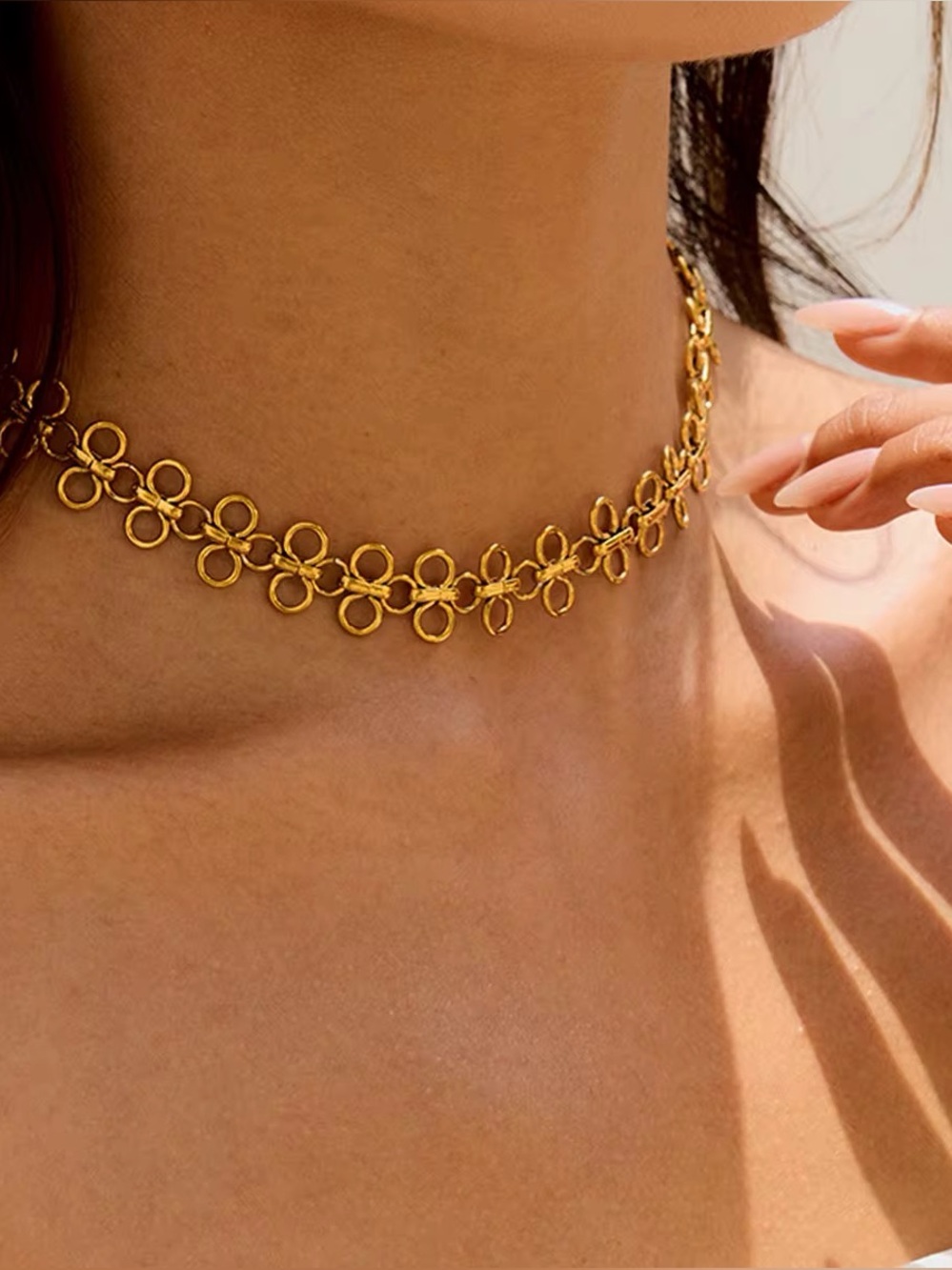 18K Gold Plated Floral Link Choker Necklace